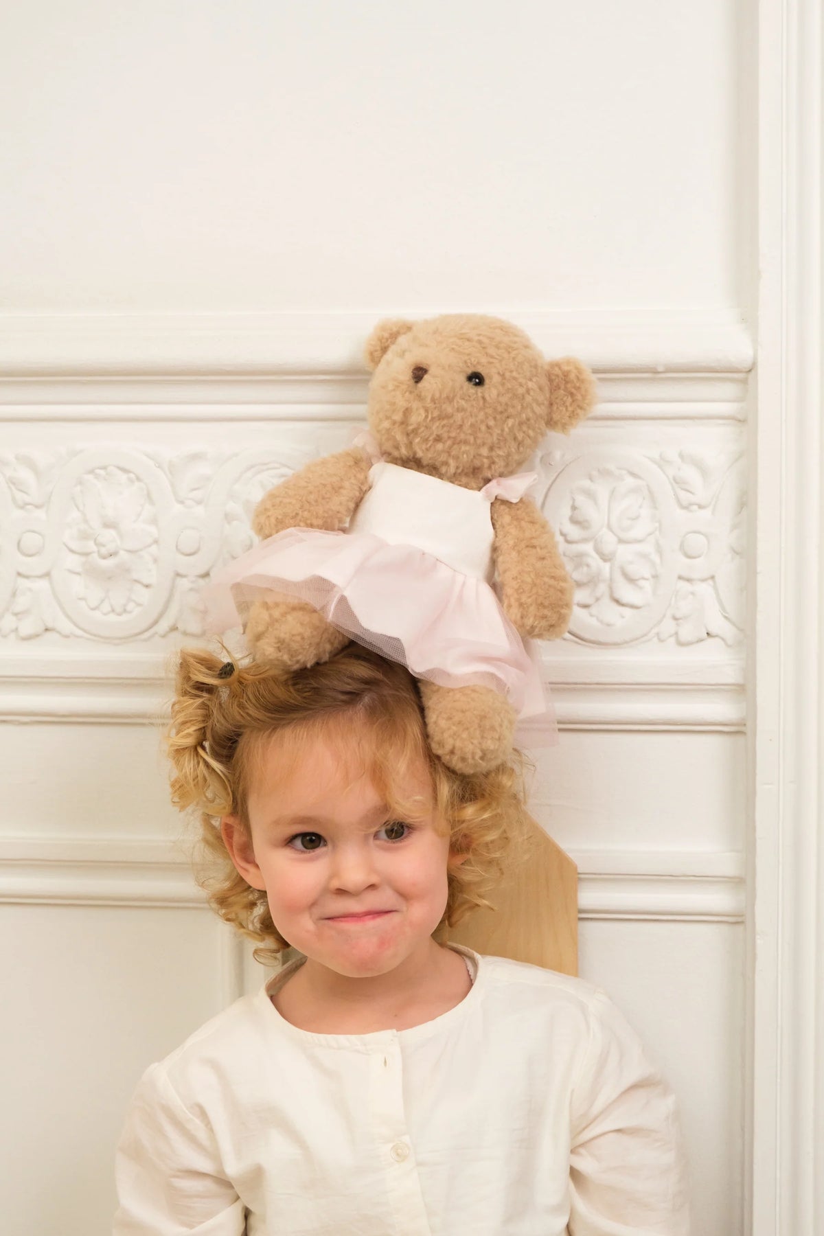 Dancer bear gift box
