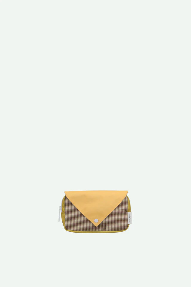 fanny pack small | envelope | apple juice